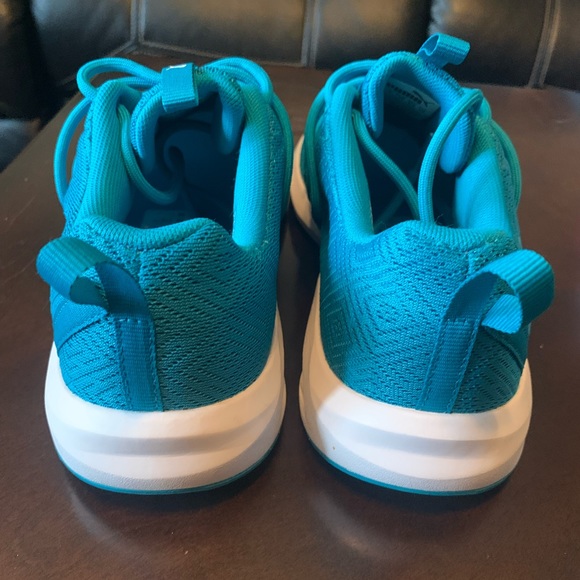 Women's Puma Trainers - Picture 8 of 8